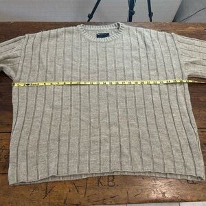 Men’s tan Crew Neck Sweater